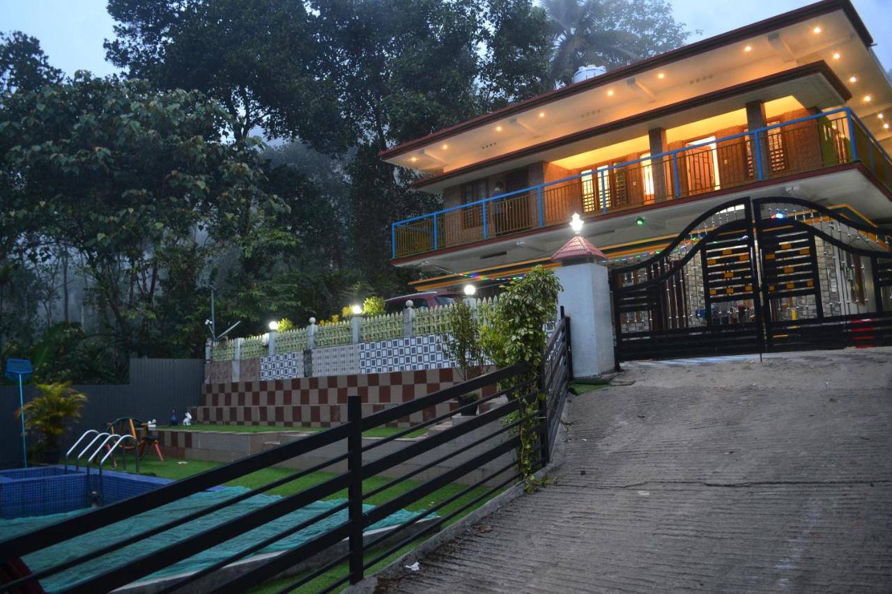Arabian Nights Munnar Villa Ngoại thất bức ảnh