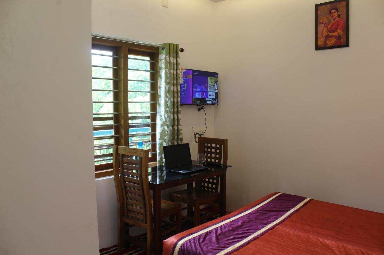 Arabian Nights Munnar Villa Ngoại thất bức ảnh