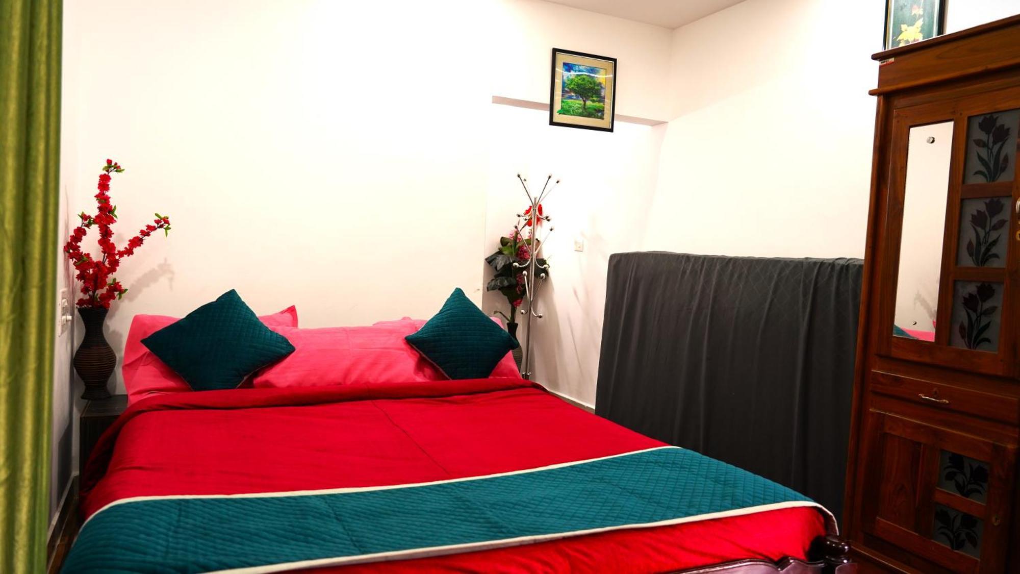 Arabian Nights Munnar Villa Ngoại thất bức ảnh